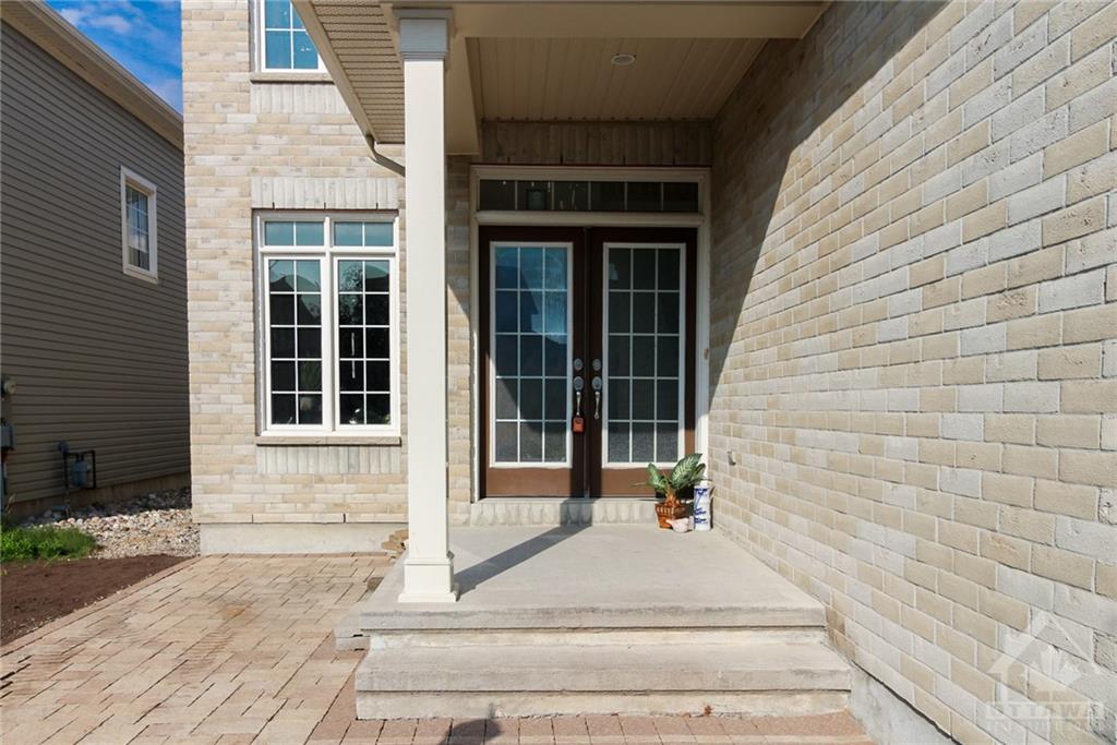541 CARINA Crescent