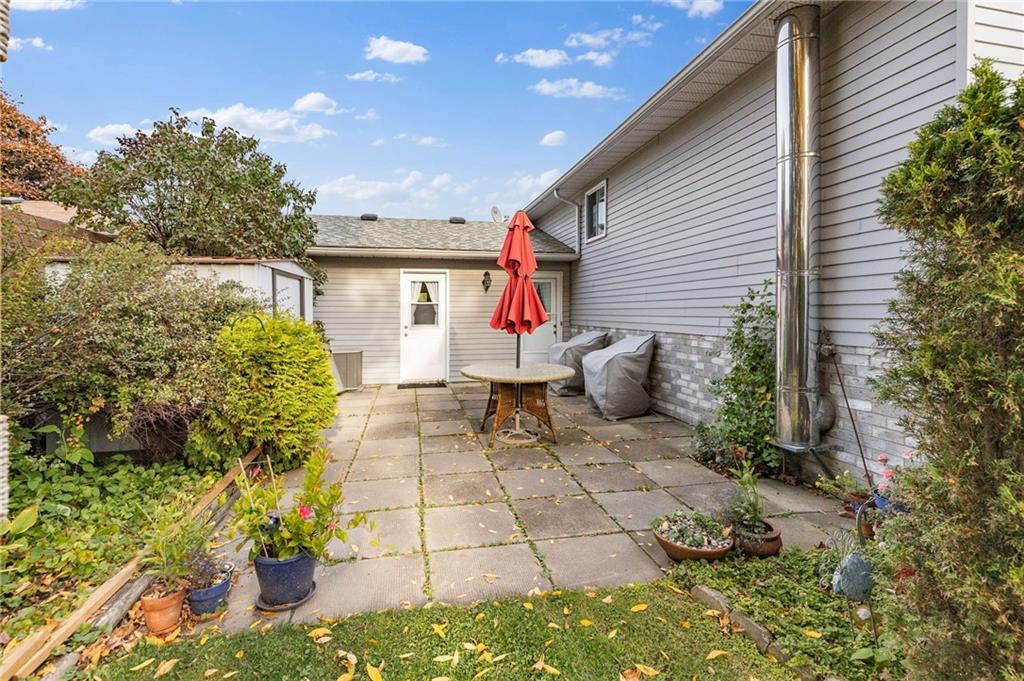 1454 WINDSOR Drive