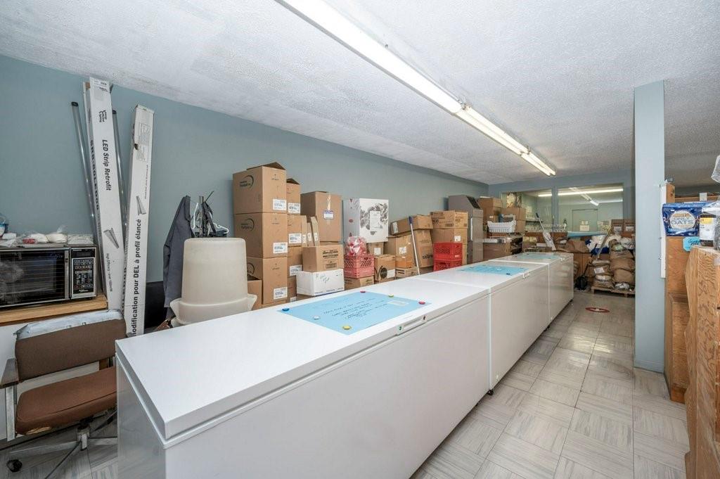 812 PITT Street, #6