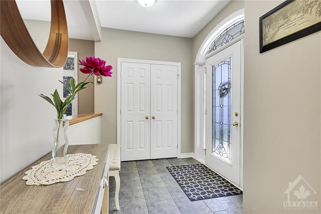563 DEVONWOOD Circle