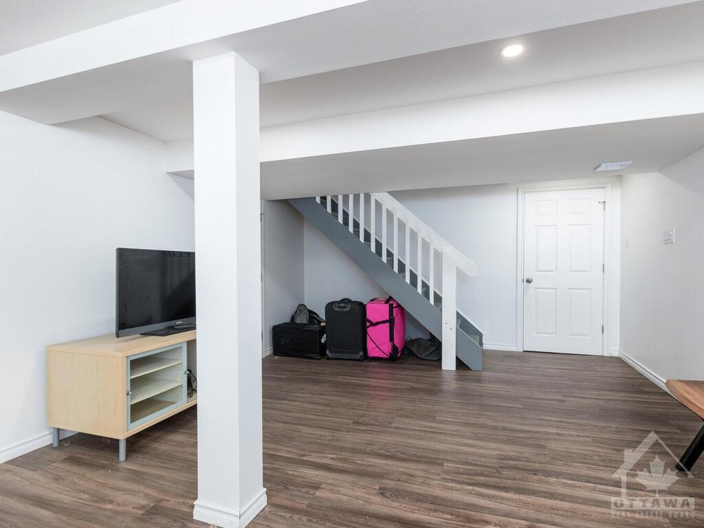 5 ESTELLE Crescent