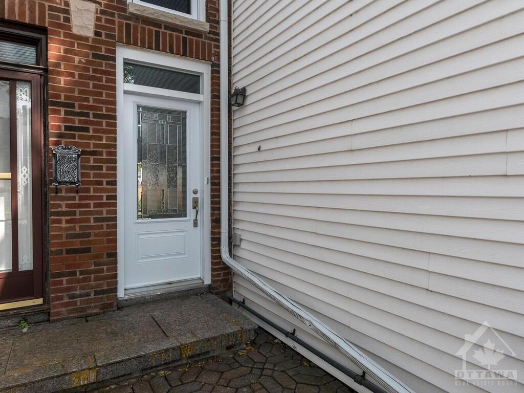 5 ESTELLE Crescent
