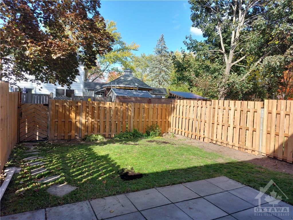 5 ESTELLE Crescent