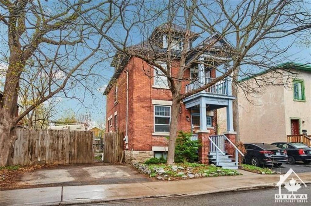 189 ARMSTRONG Street