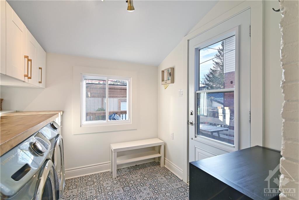 123 SHERBROOKE Avenue
