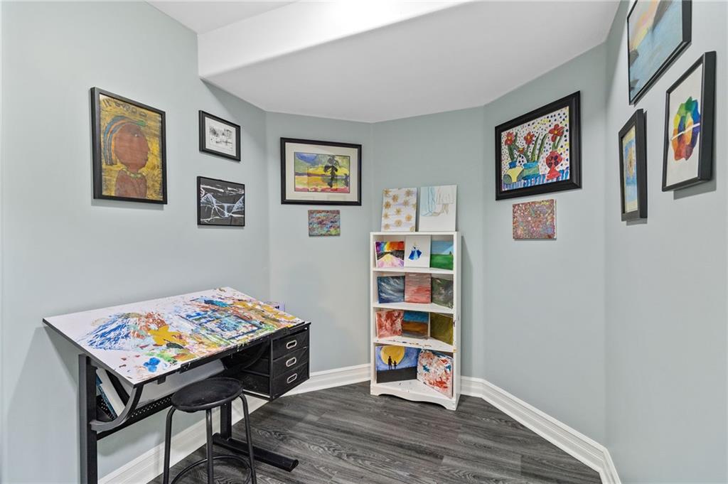 1092 SHEARER Drive