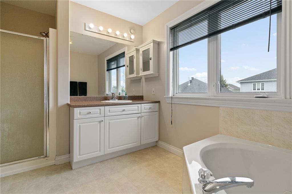 1092 SHEARER Drive