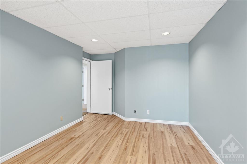 437 GILMOUR Street, #200 & 300