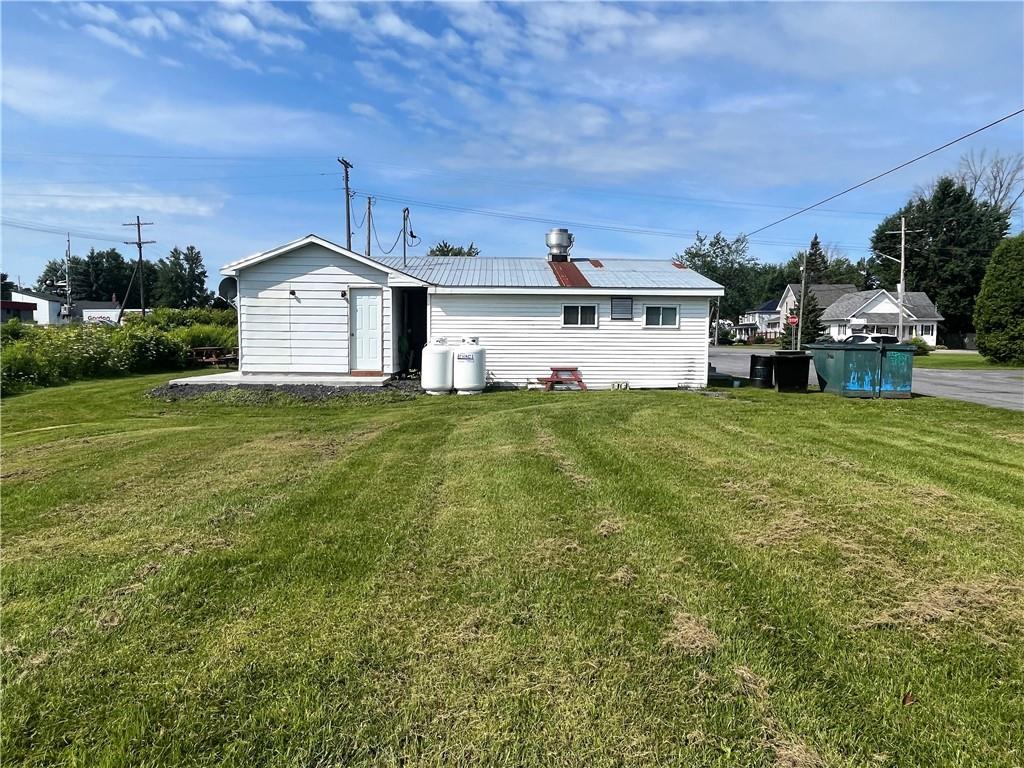 167 MILITARY Road N