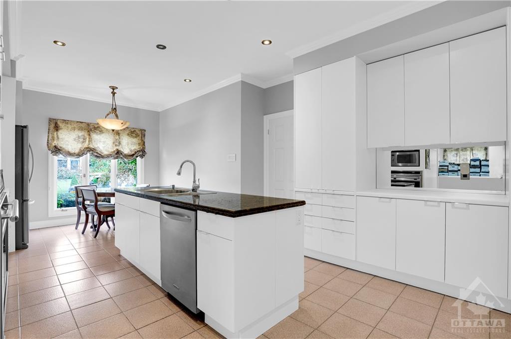 545 MONTAGU Place