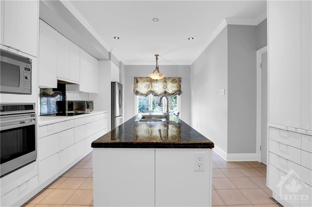 545 MONTAGU Place
