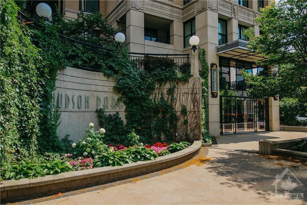 245 KENT Street, #605