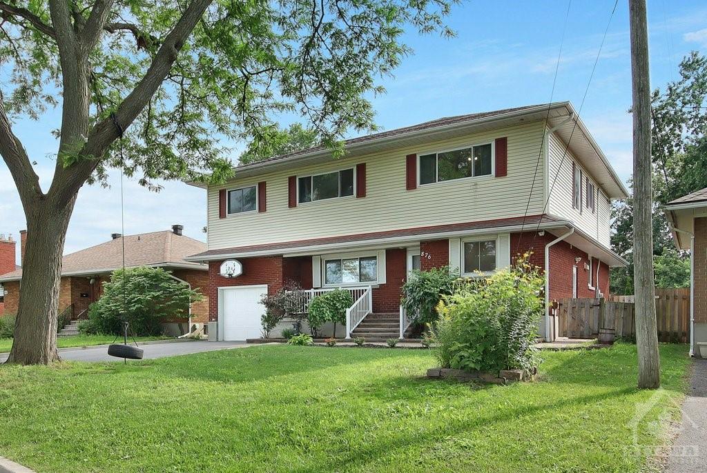 876 DENISON Crescent