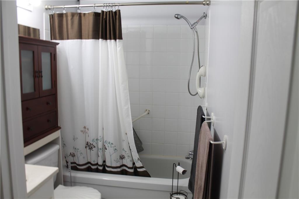 118 FOURTH Street E, #104