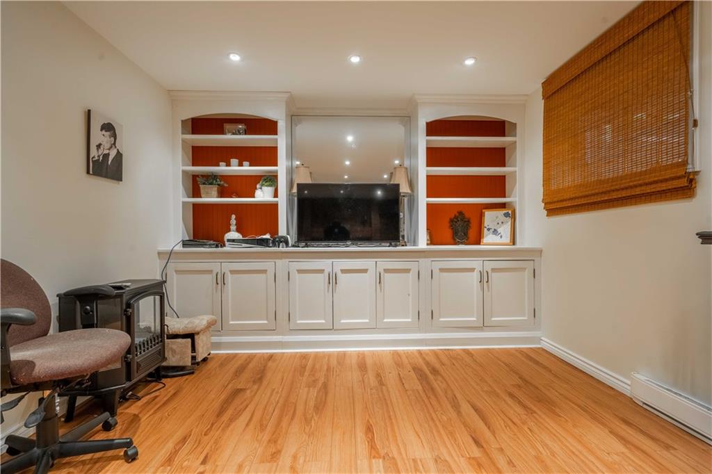 578 LYNWOOD Drive
