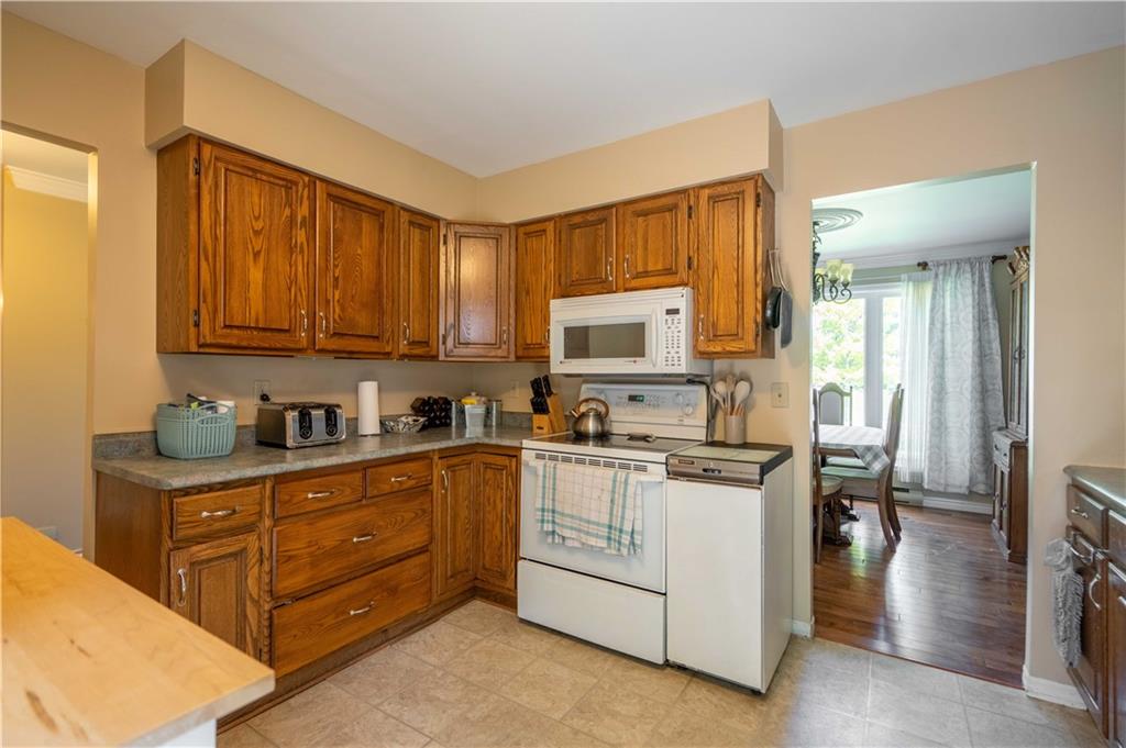 578 LYNWOOD Drive