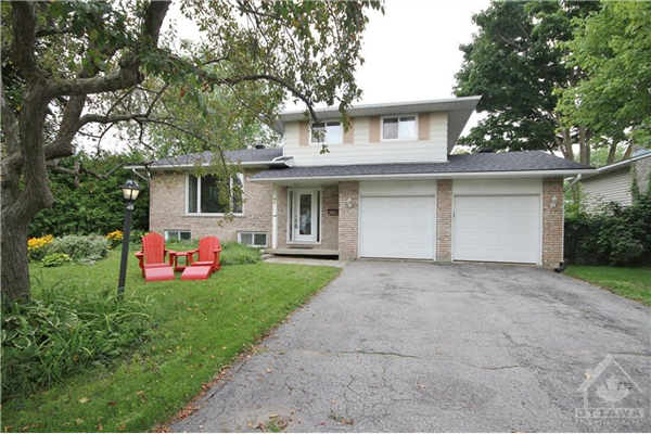 7 LEETOM Crescent, Ottawa