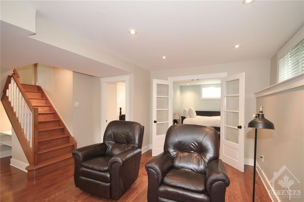 7 LEETOM Crescent