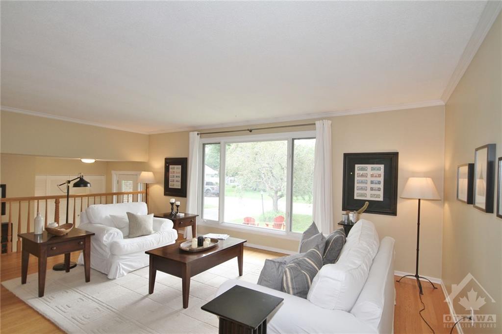 7 LEETOM Crescent