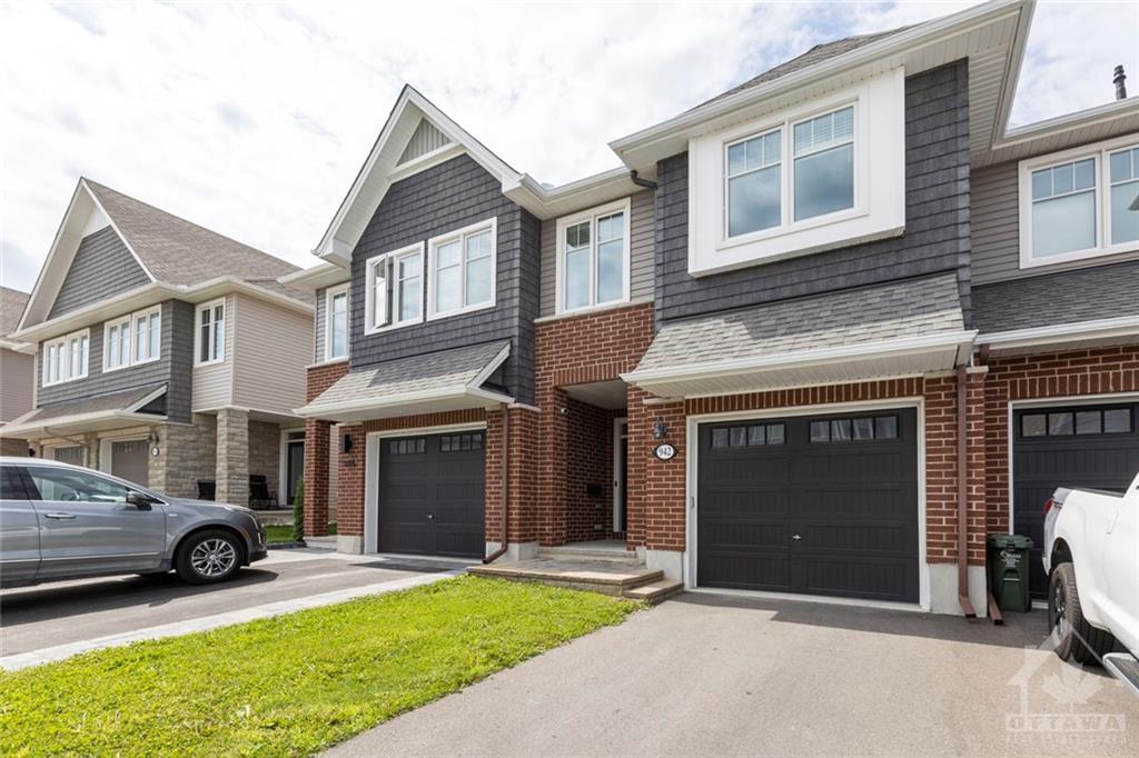 942 GEOGRAPHE Terrace