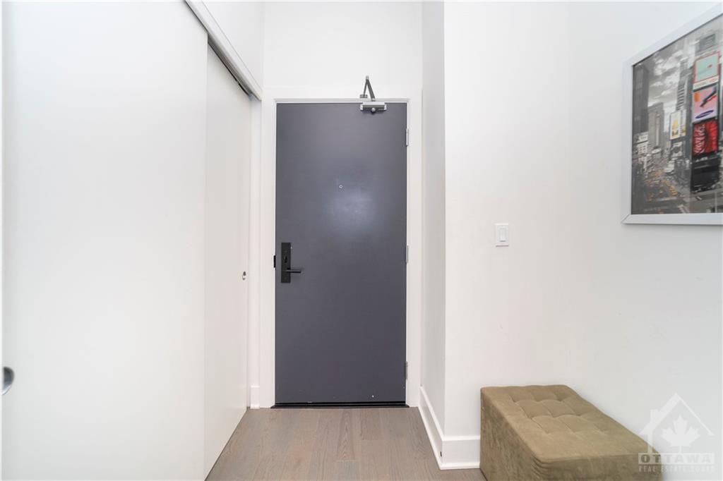 255 BAY Street, #315