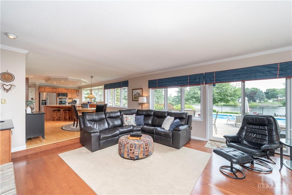 5533 SOUTH ISLAND PARK Drive