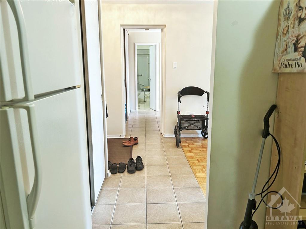 20 CHESTERTON Drive, #417