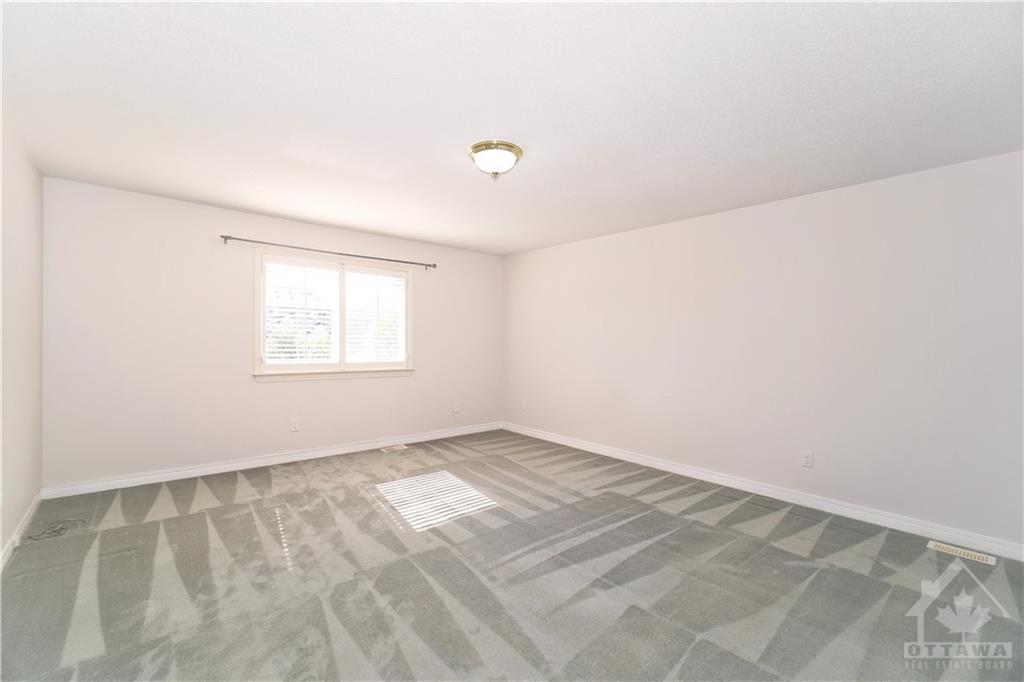 15 EVANSHEN Crescent