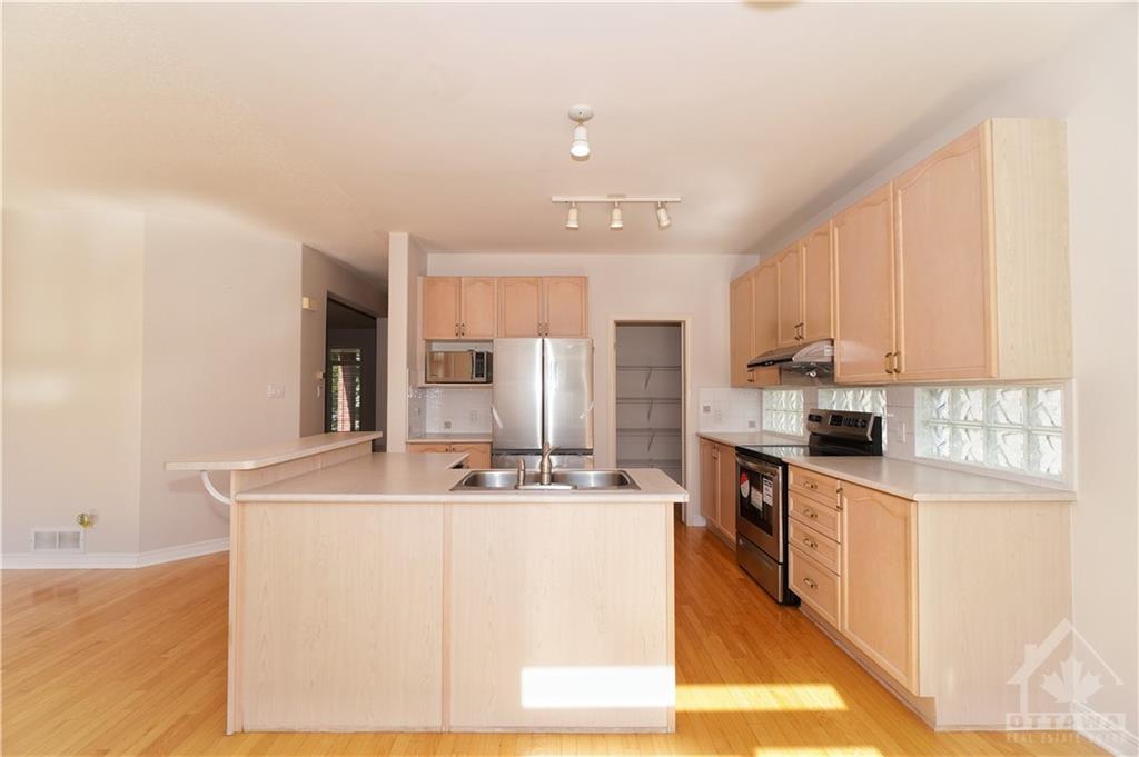 15 EVANSHEN Crescent