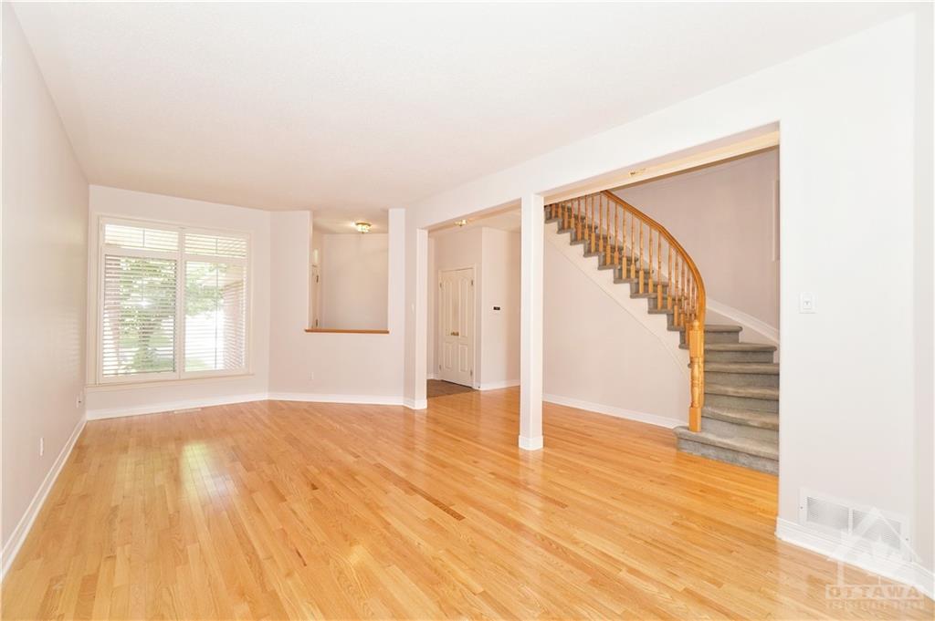15 EVANSHEN Crescent
