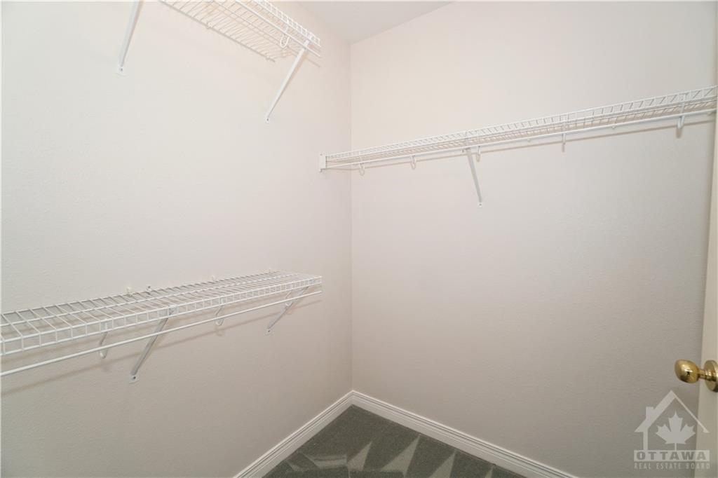 15 EVANSHEN Crescent