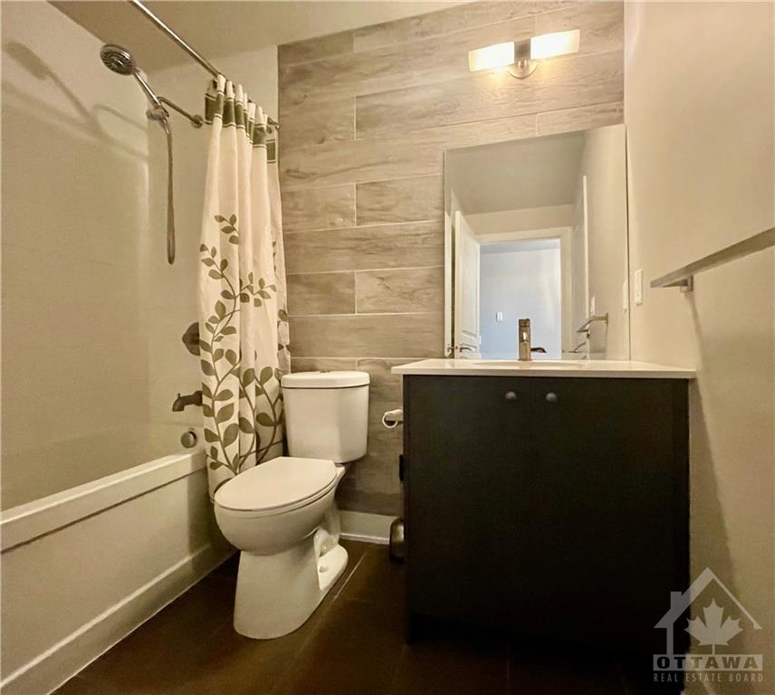 118 HOLMWOOD Avenue, #707