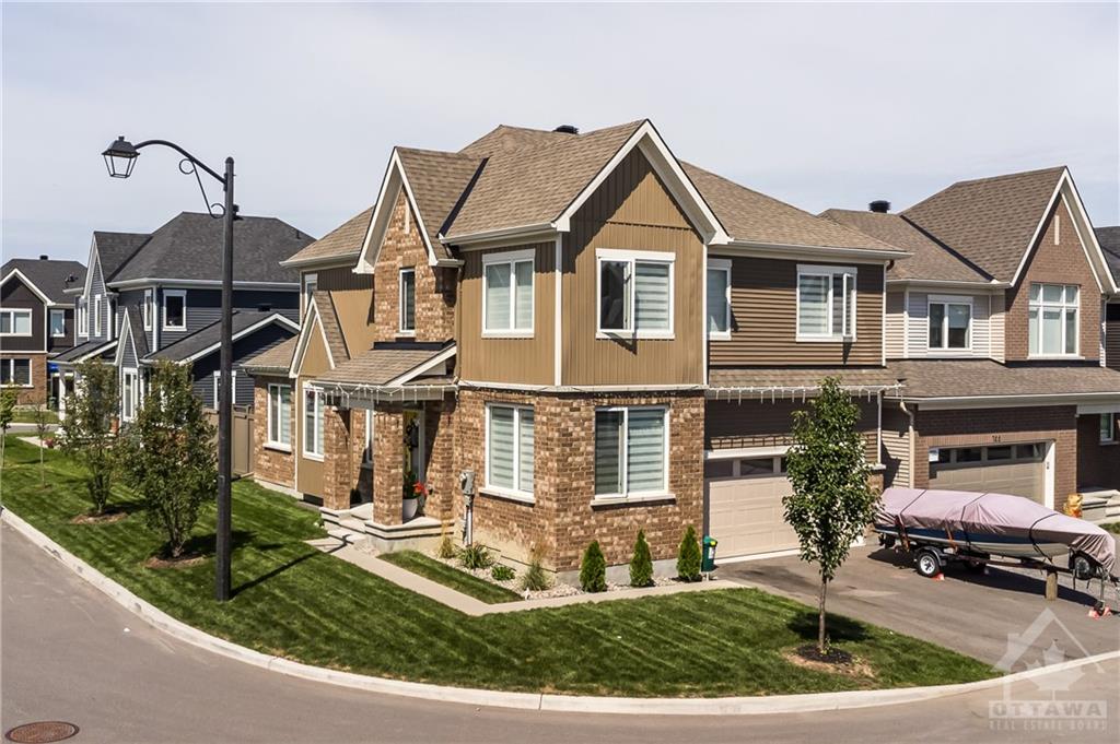 153 AUBRAIS Crescent