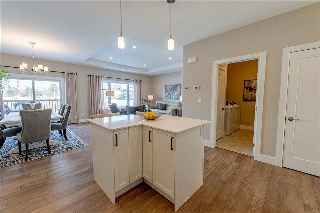 3 DOUGLAS MARSHALL Crescent