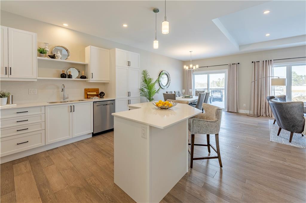3 DOUGLAS MARSHALL Crescent
