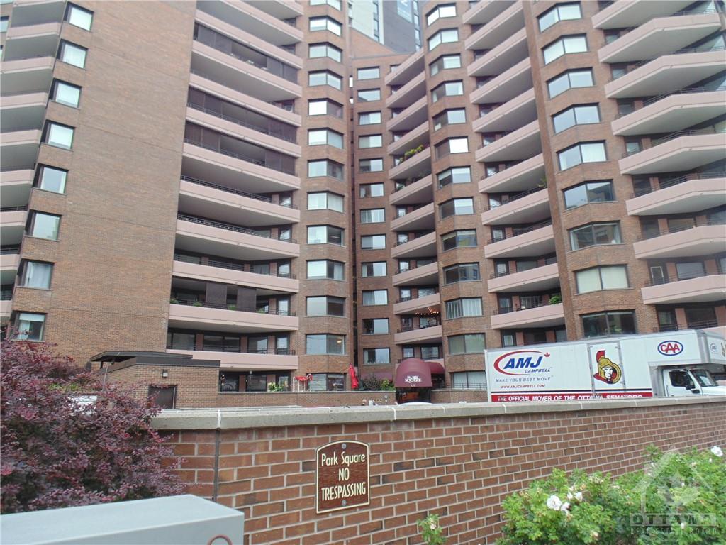 151 BAY Street, #1111