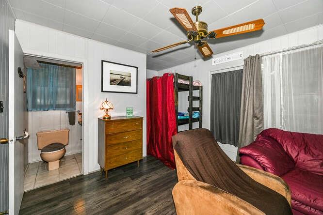 38 CHANT Terrace