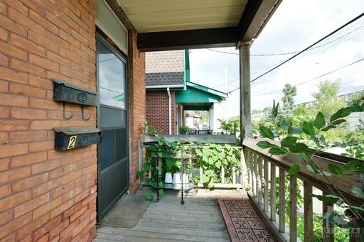 27 WESTMOUNT Avenue