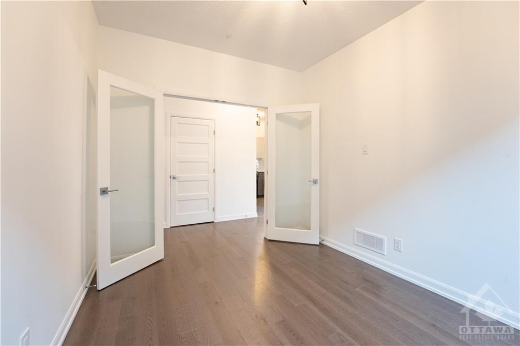 351 STERLING Avenue