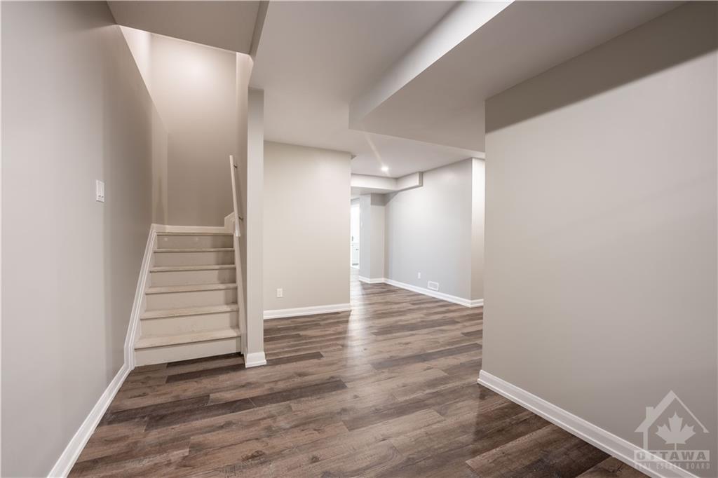 351 STERLING Avenue