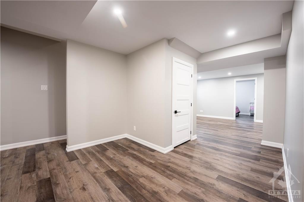 351 STERLING Avenue