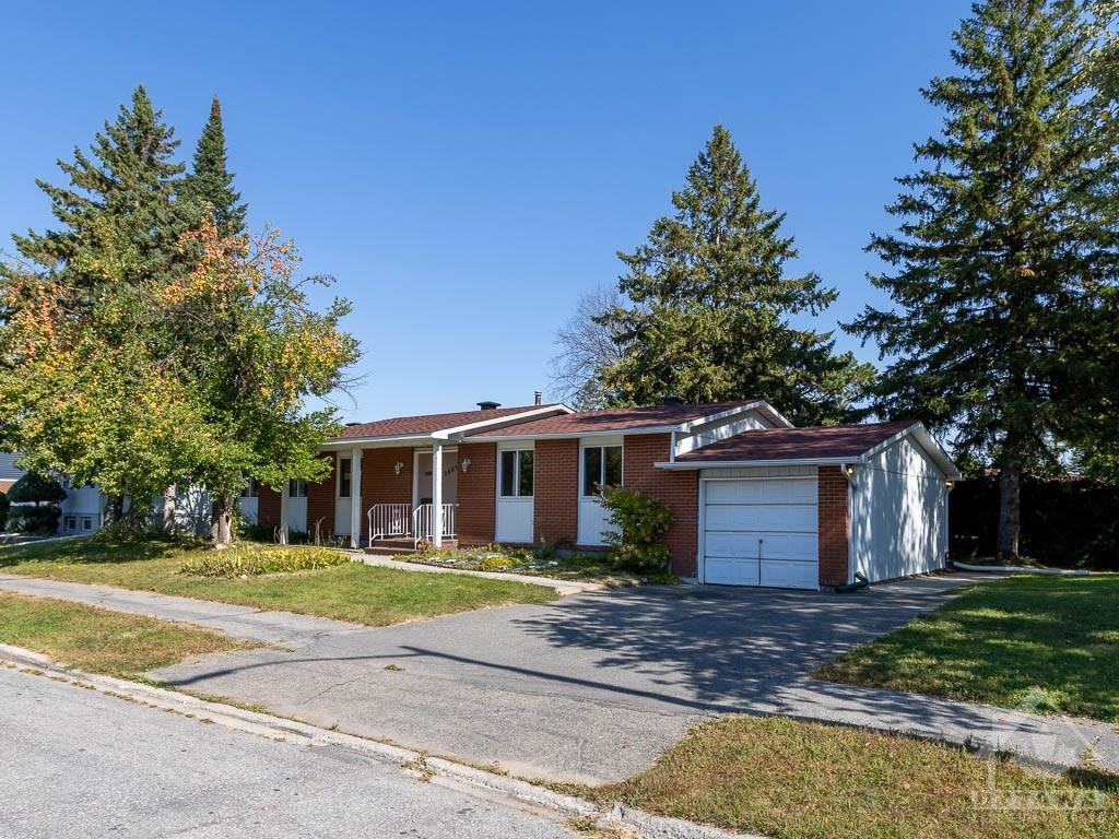 2605 SOUTHVALE Crescent