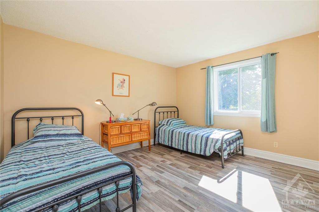 1084 EADIE Road