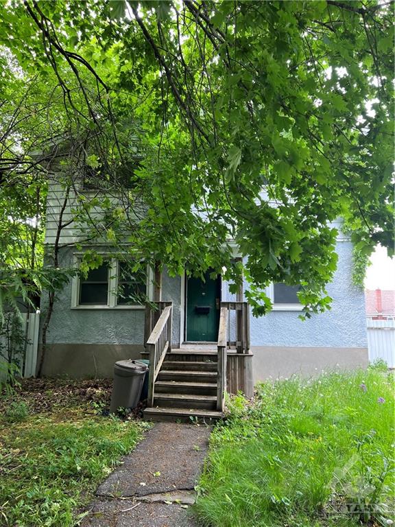 235 BELFORD Crescent