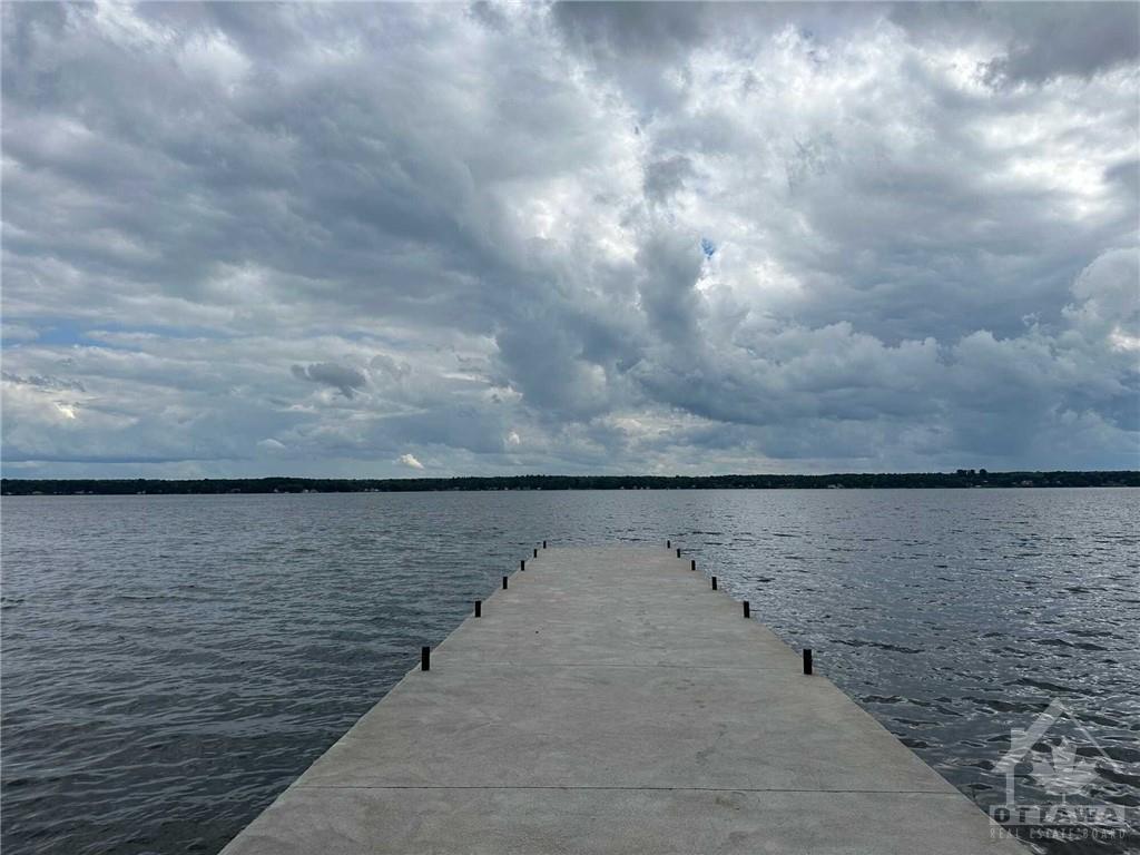 1 SHORESIDE Way