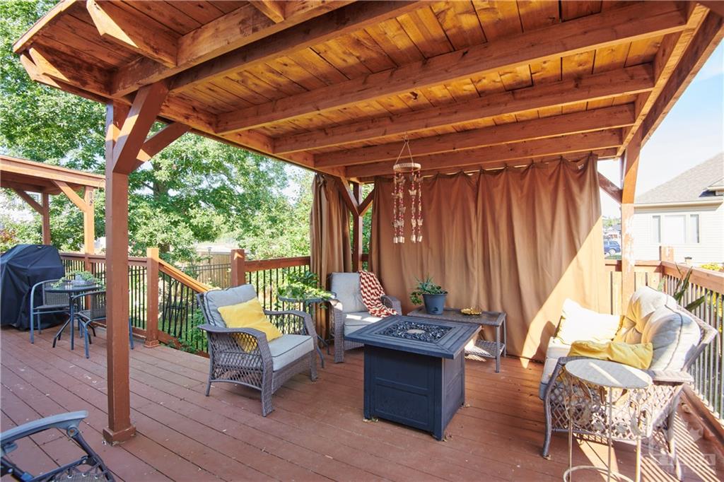 135 ROYAL LANDING Gate