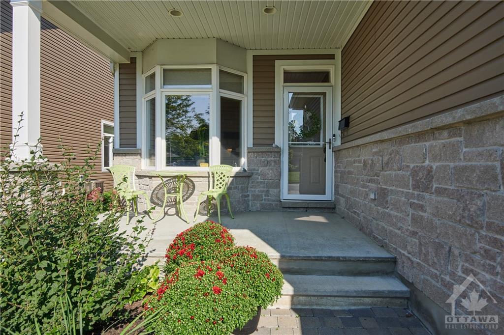 135 ROYAL LANDING Gate