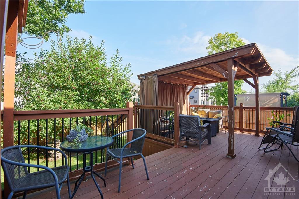 135 ROYAL LANDING Gate