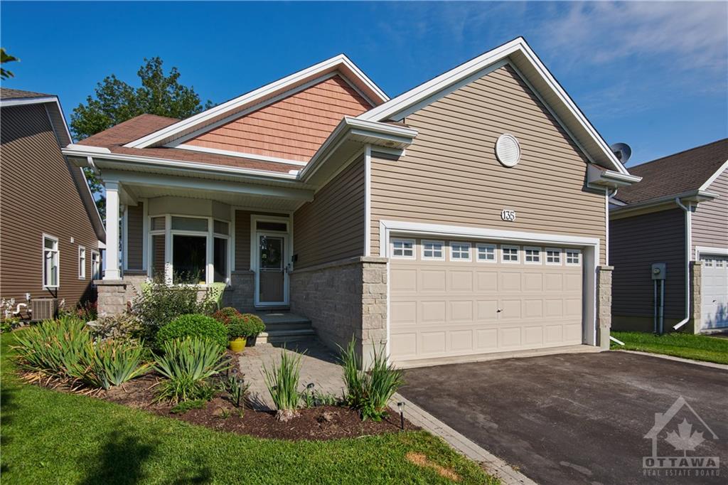 135 ROYAL LANDING Gate
