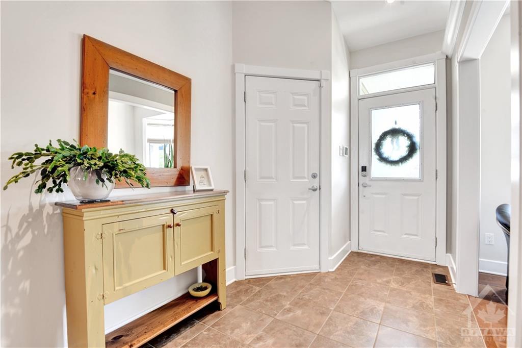 135 ROYAL LANDING Gate